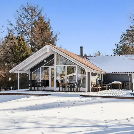 Casa vacanze Elenor - 1-3km From The Sea By Interhome